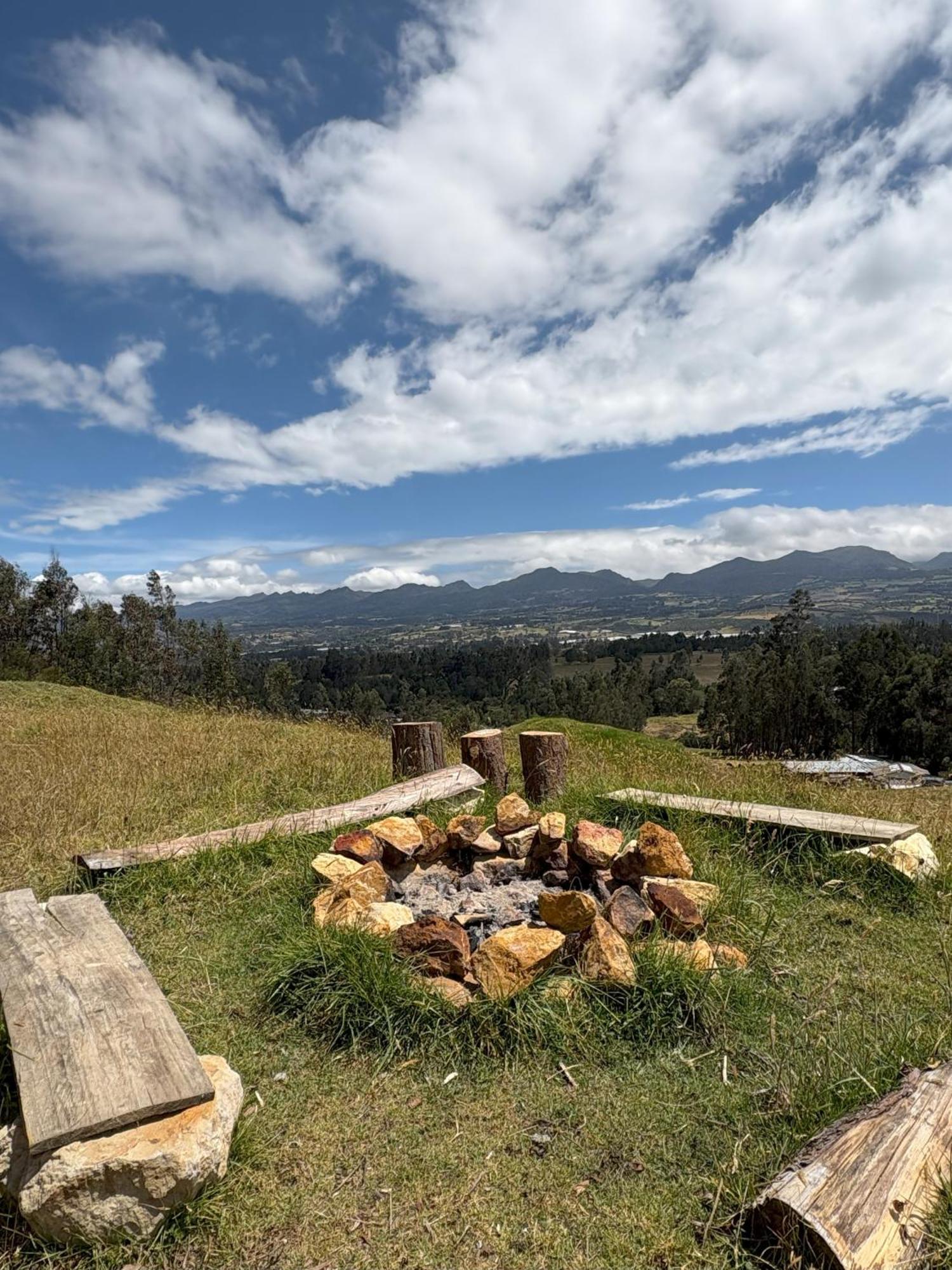 La Alejandria De Guasca Hotel Bagian luar foto